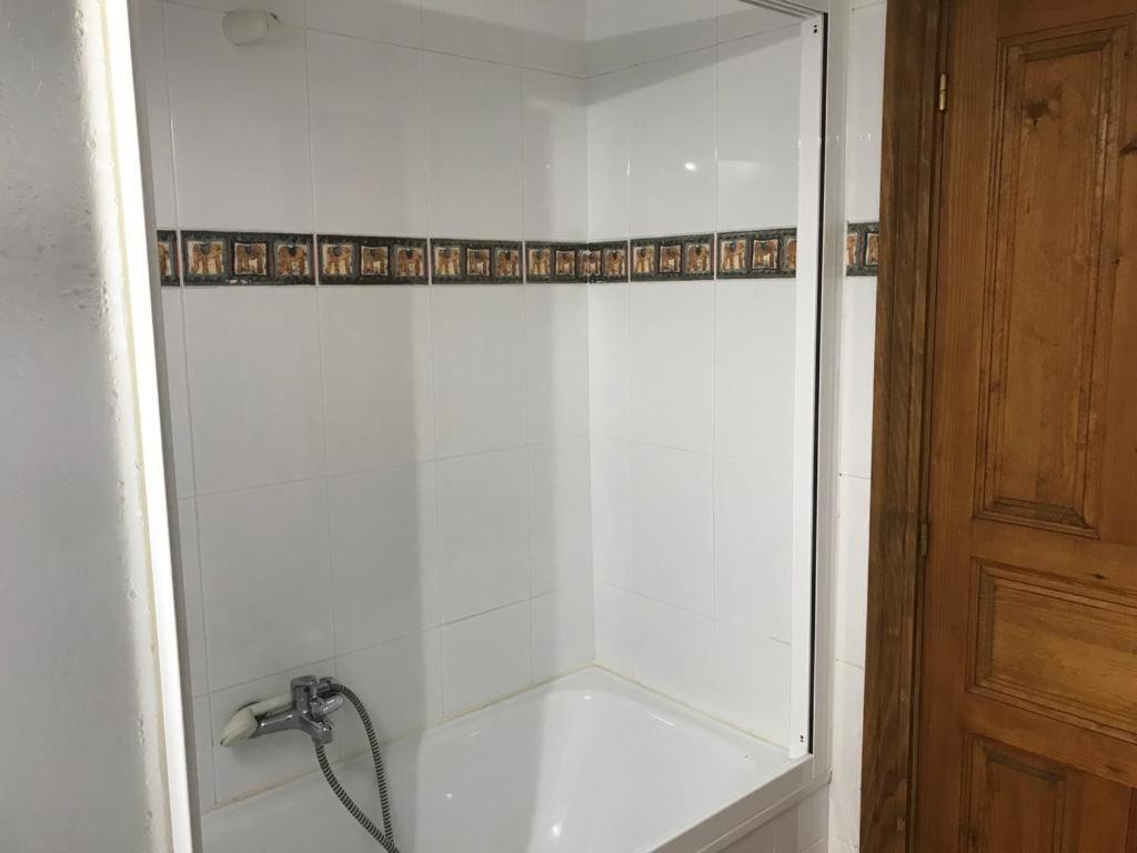 Hotel Las Caldas Las Caldas De Besaya Екстериор снимка